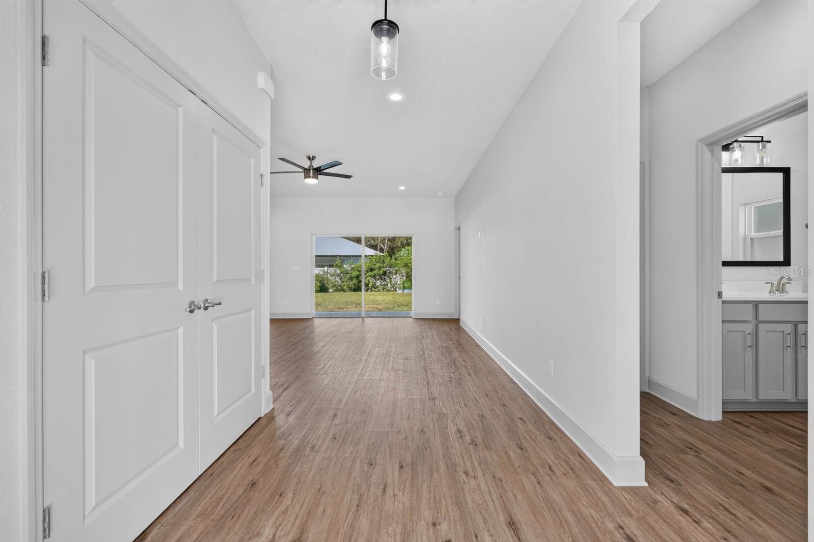 362 OLIVER DR — photo 4