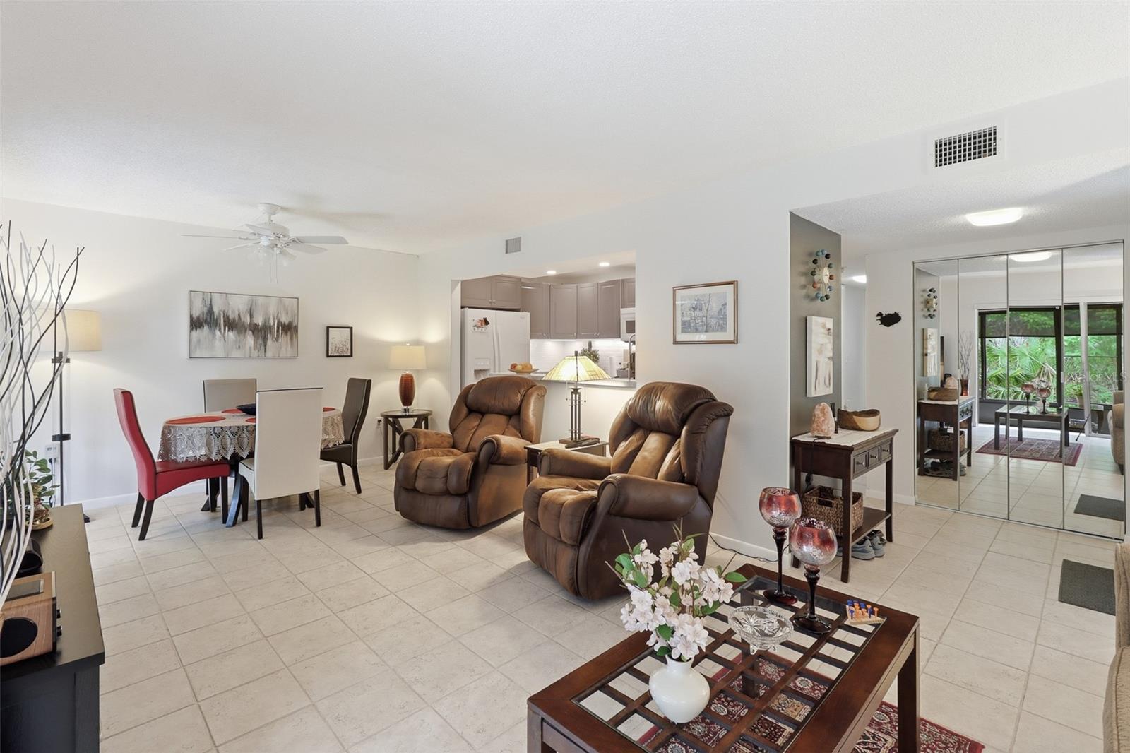130 JASMINE WOODS CT #7C — photo 7