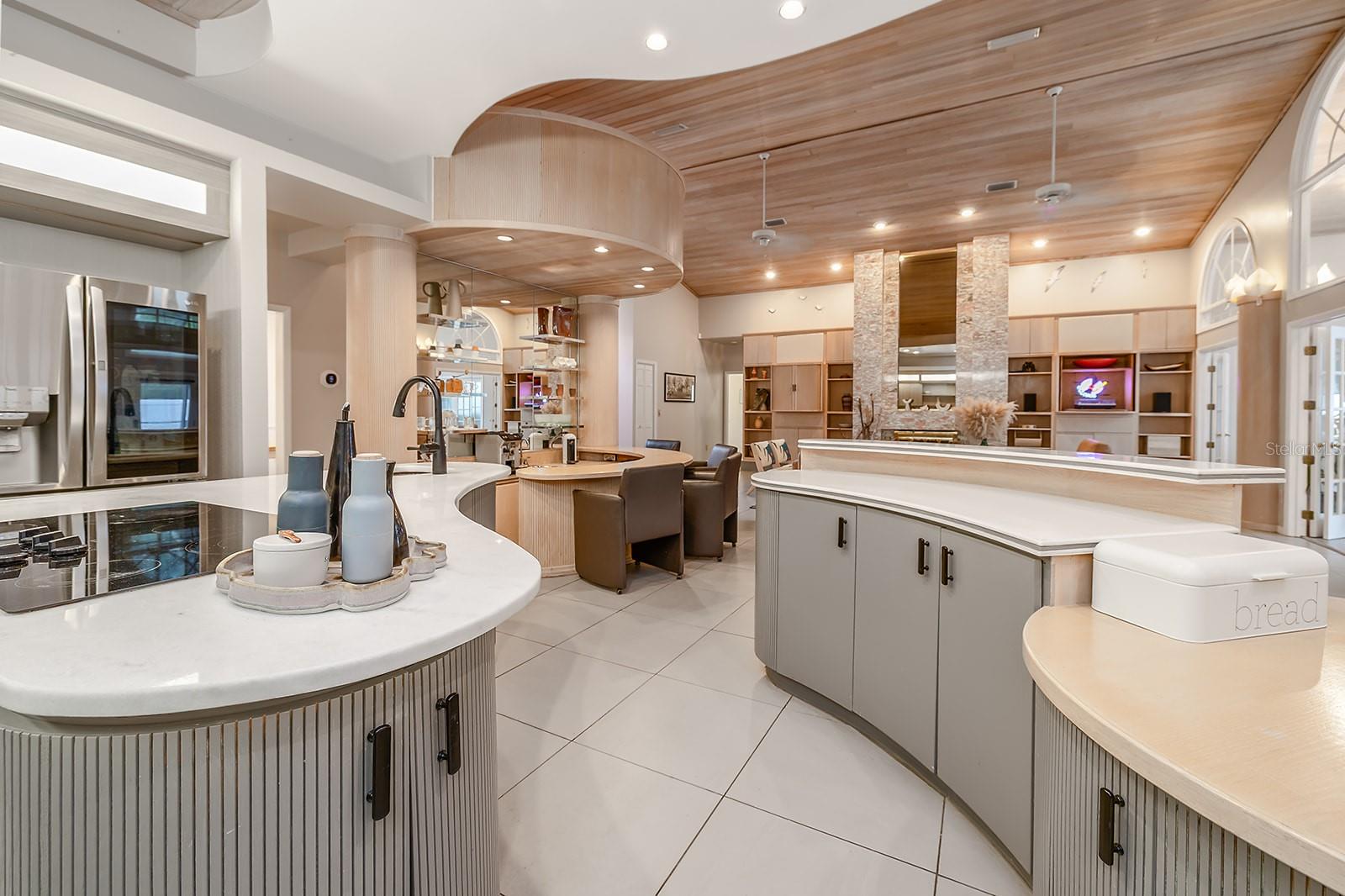 101 N ST ANDREWS DR — photo 8