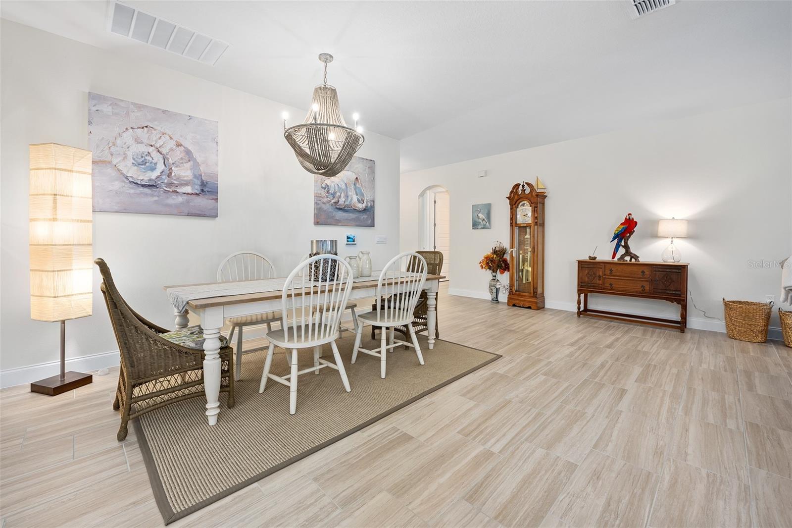 2844 MONAGHAN DR — photo 9