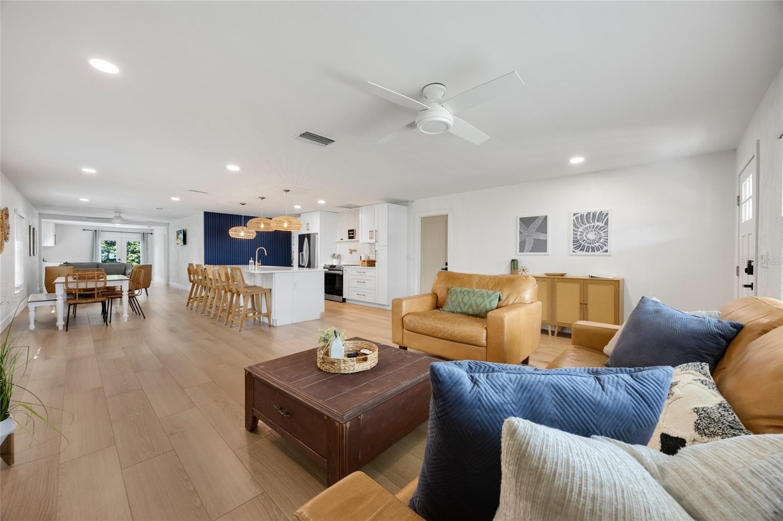 43 CAPISTRANO DR — photo 5