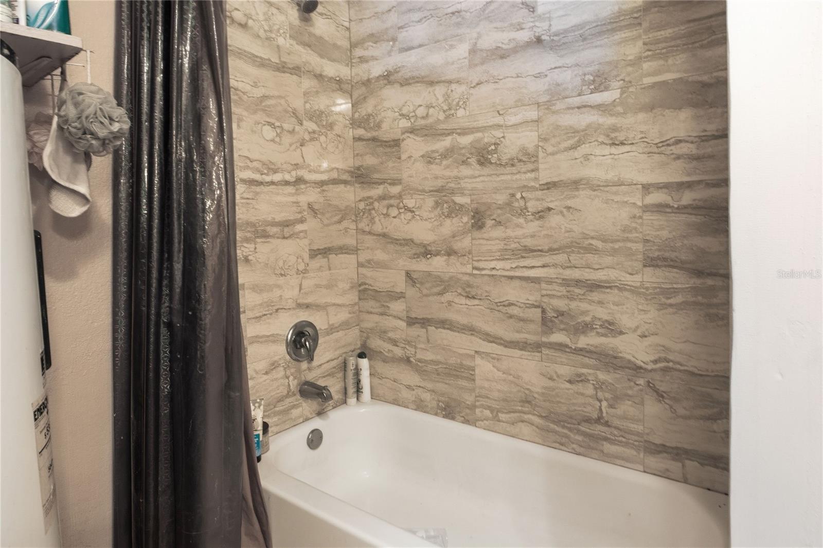 4666 FIR RD — photo 7