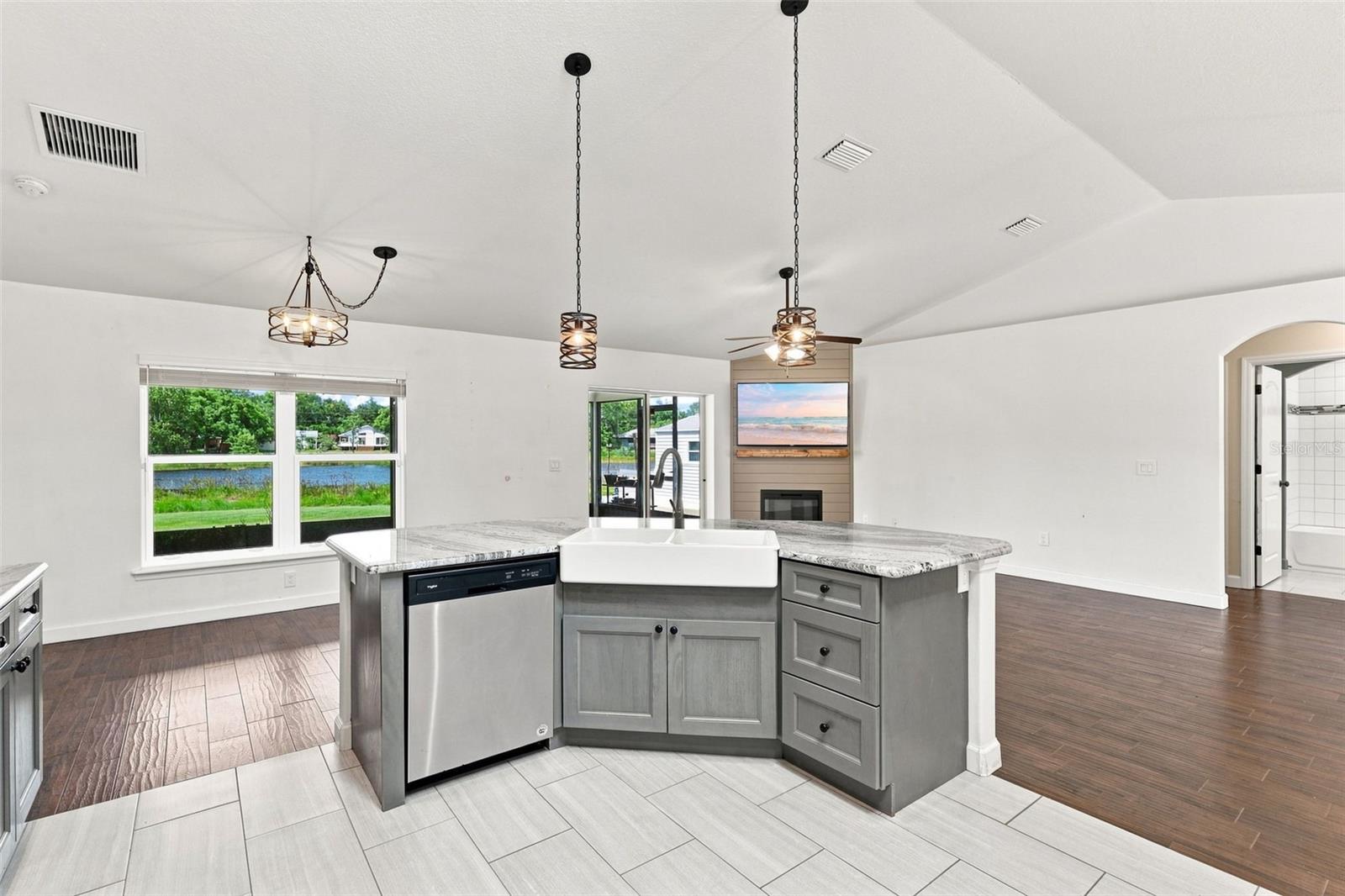 120 FLORIDANA RD — photo 8