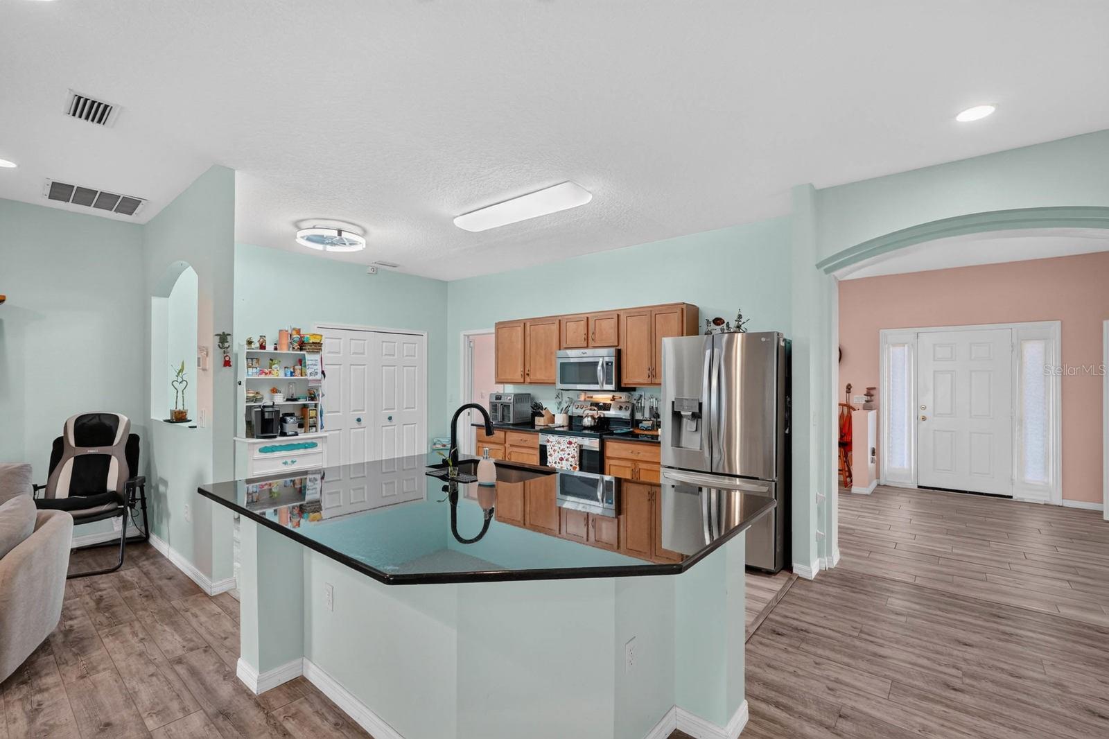 20 ROYAL PALM LN — photo 3