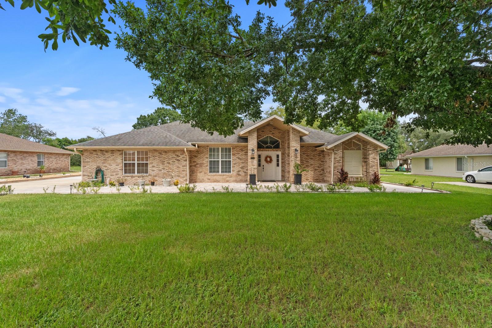 1476 STEEPLECHASE LN — photo 2