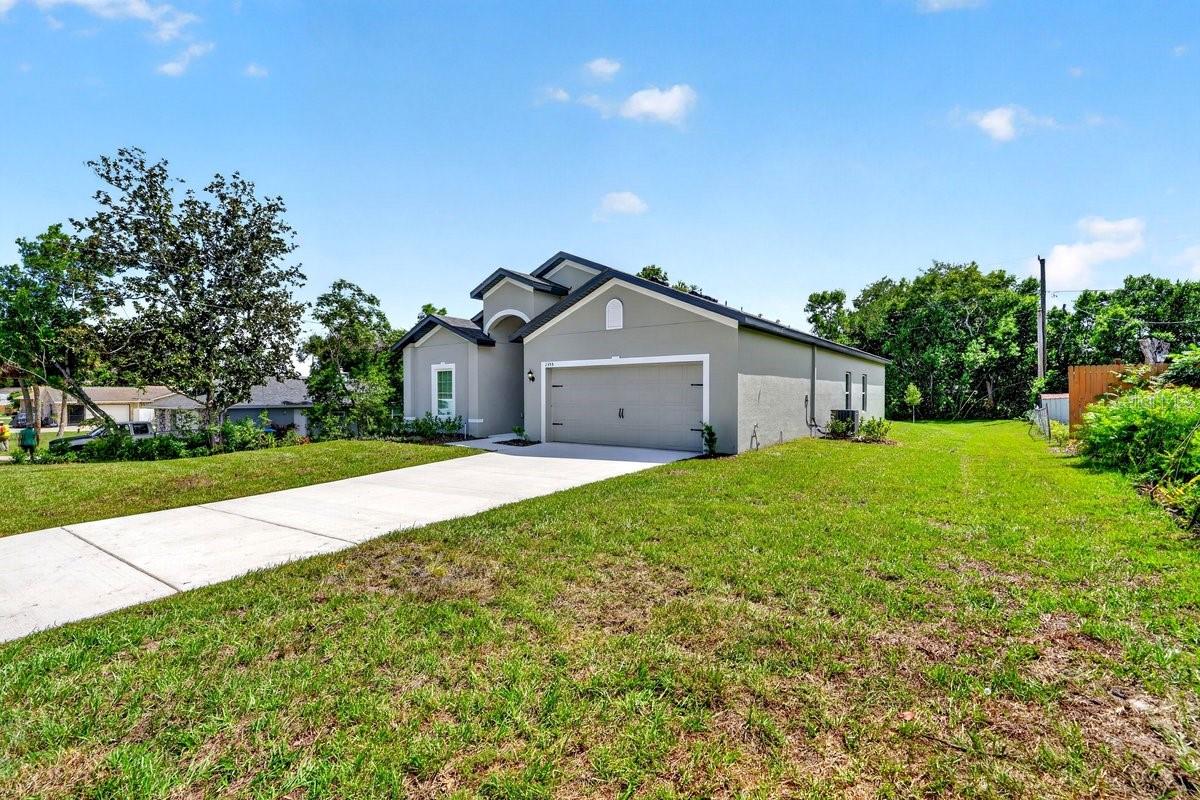1355 INDIAN ROCK CT — photo 2