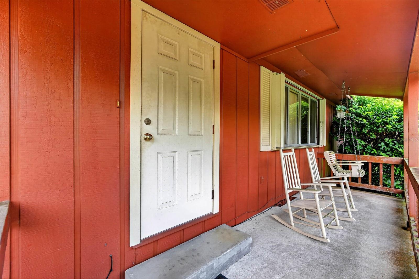 2152 SWOOPE DR — photo 3