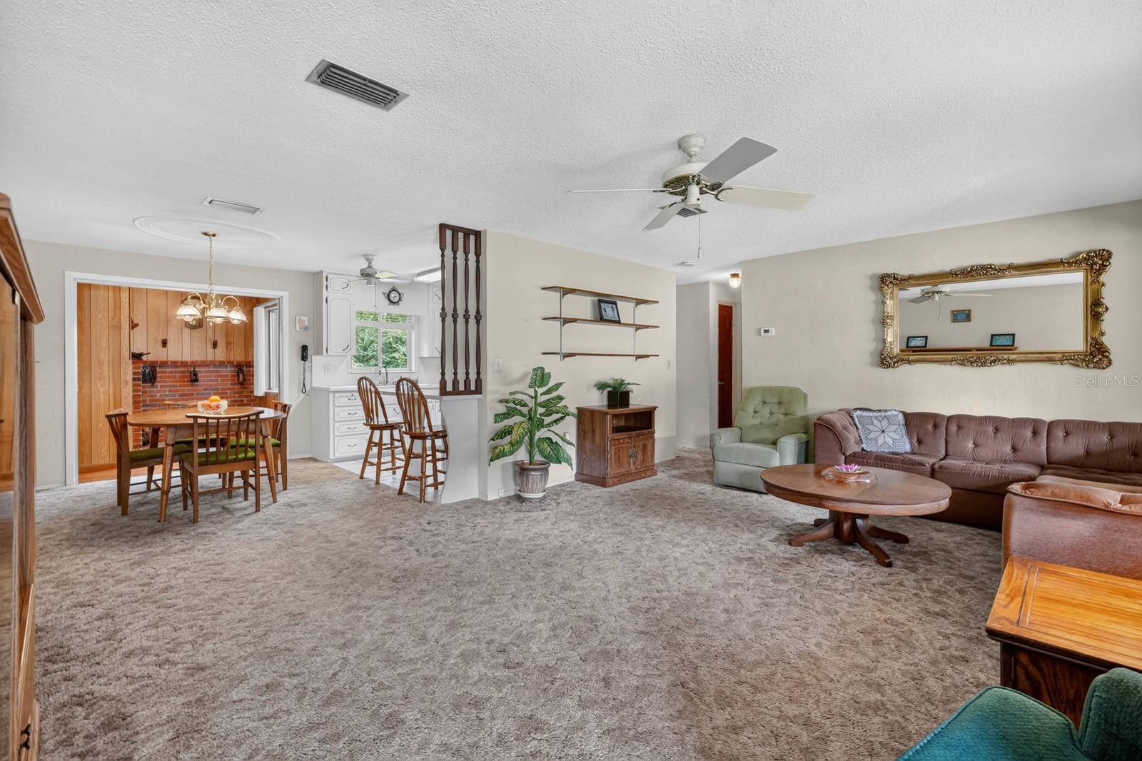 2152 SWOOPE DR — photo 4