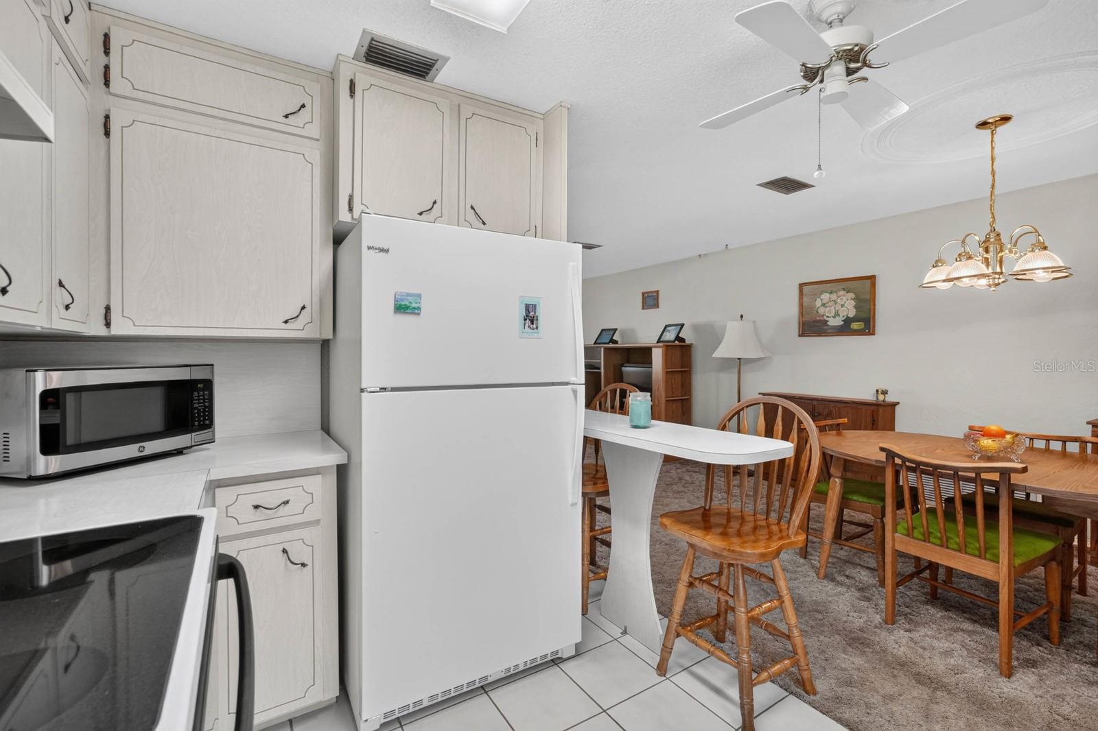 2152 SWOOPE DR — photo 9
