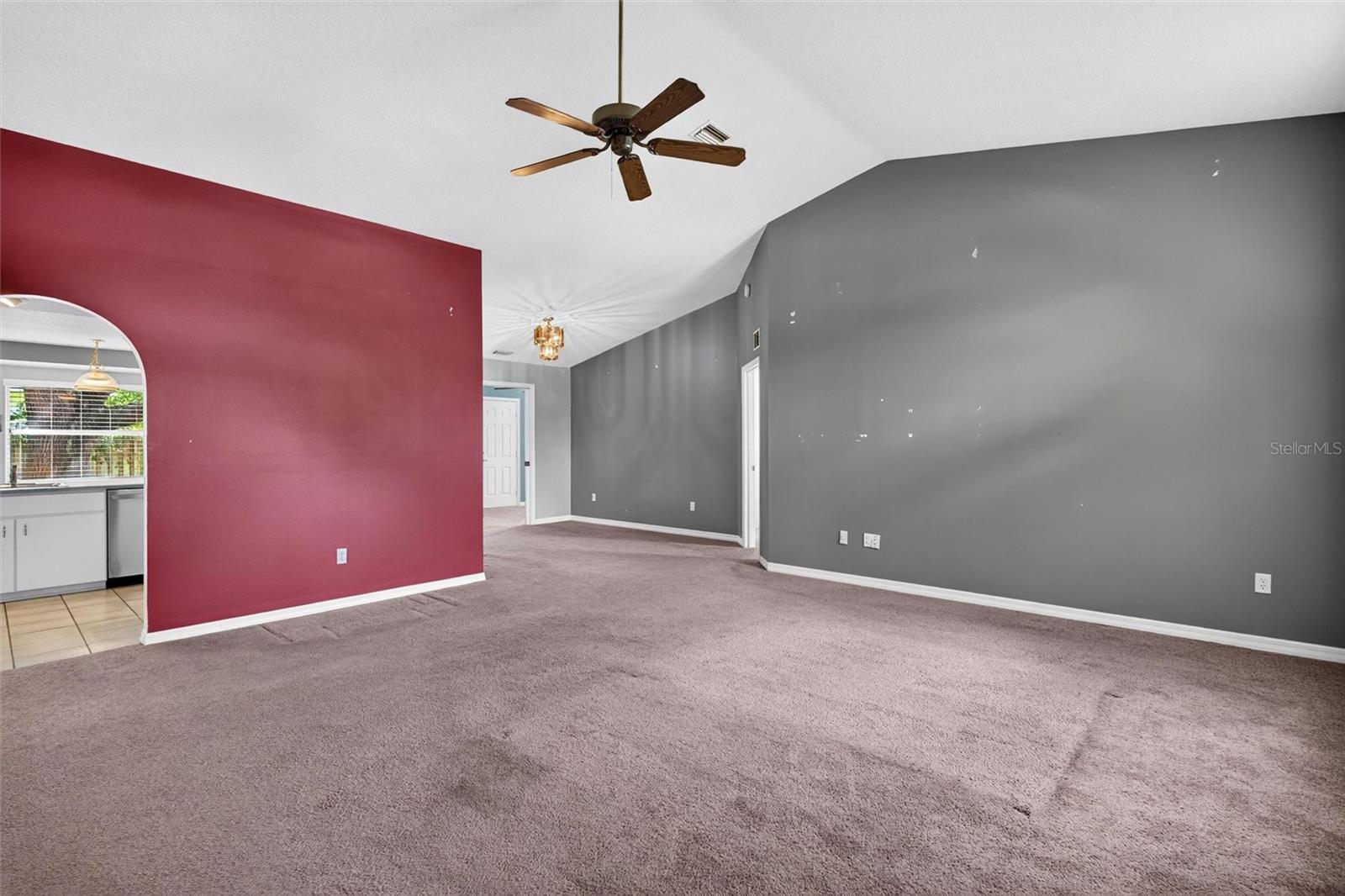 9 CHINA MOON DR — photo 5