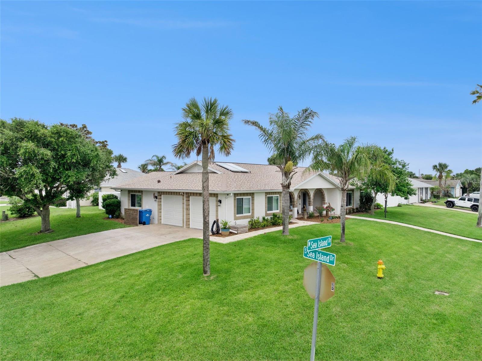 52 SEA ISLAND DR N — photo 10