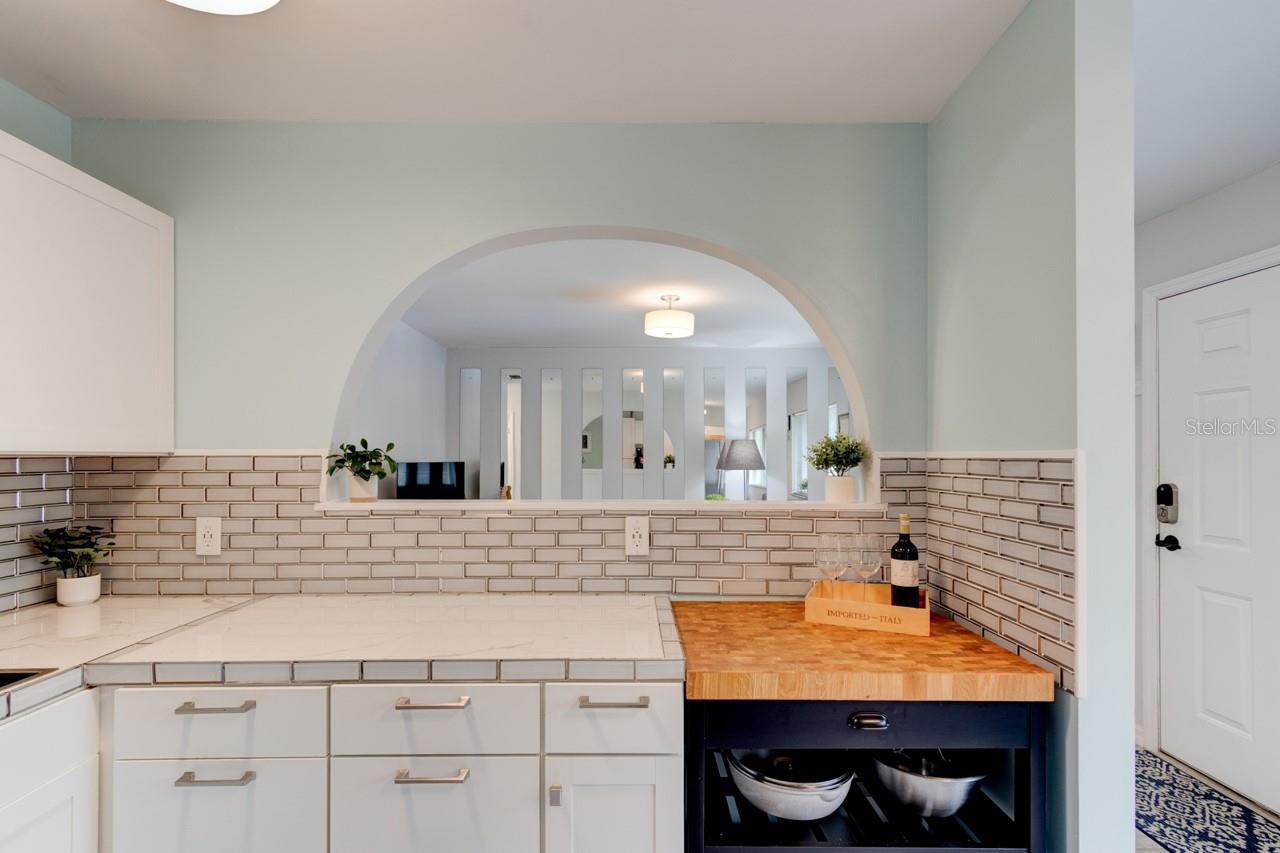 1601 BIG TREE RD #408 — photo 7