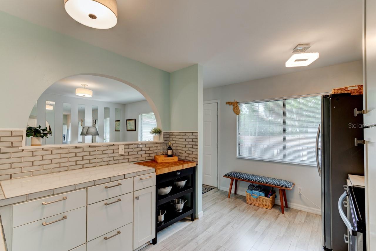 1601 BIG TREE RD #408 — photo 8