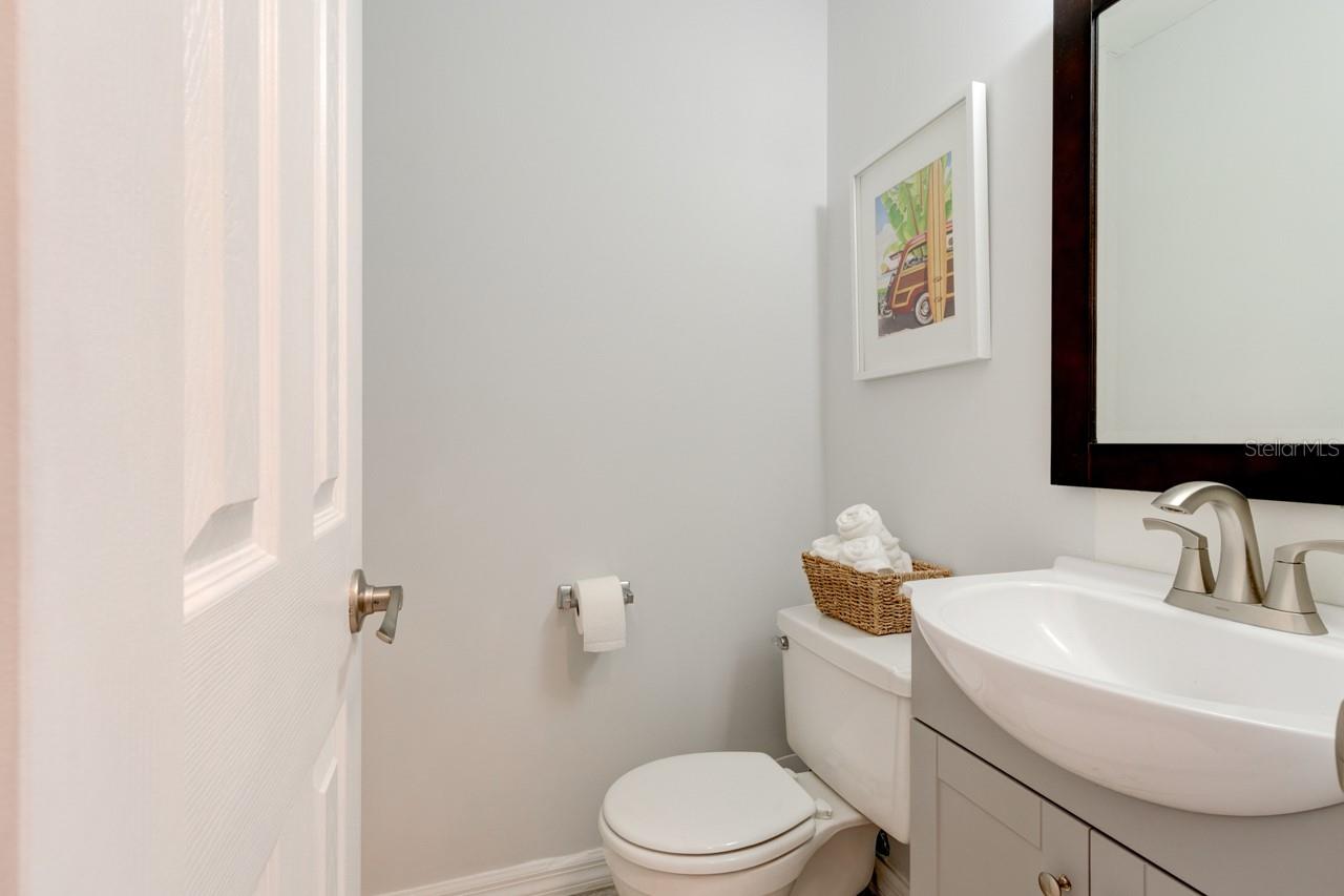 1601 BIG TREE RD #408 — photo 10