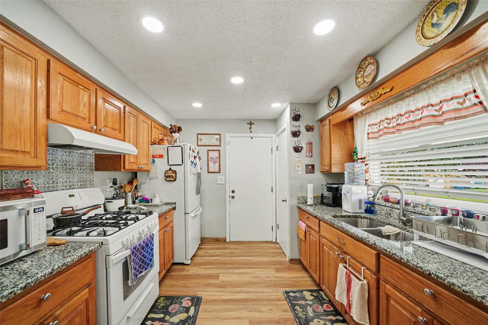 2399 KIMBERLY DR — photo 12