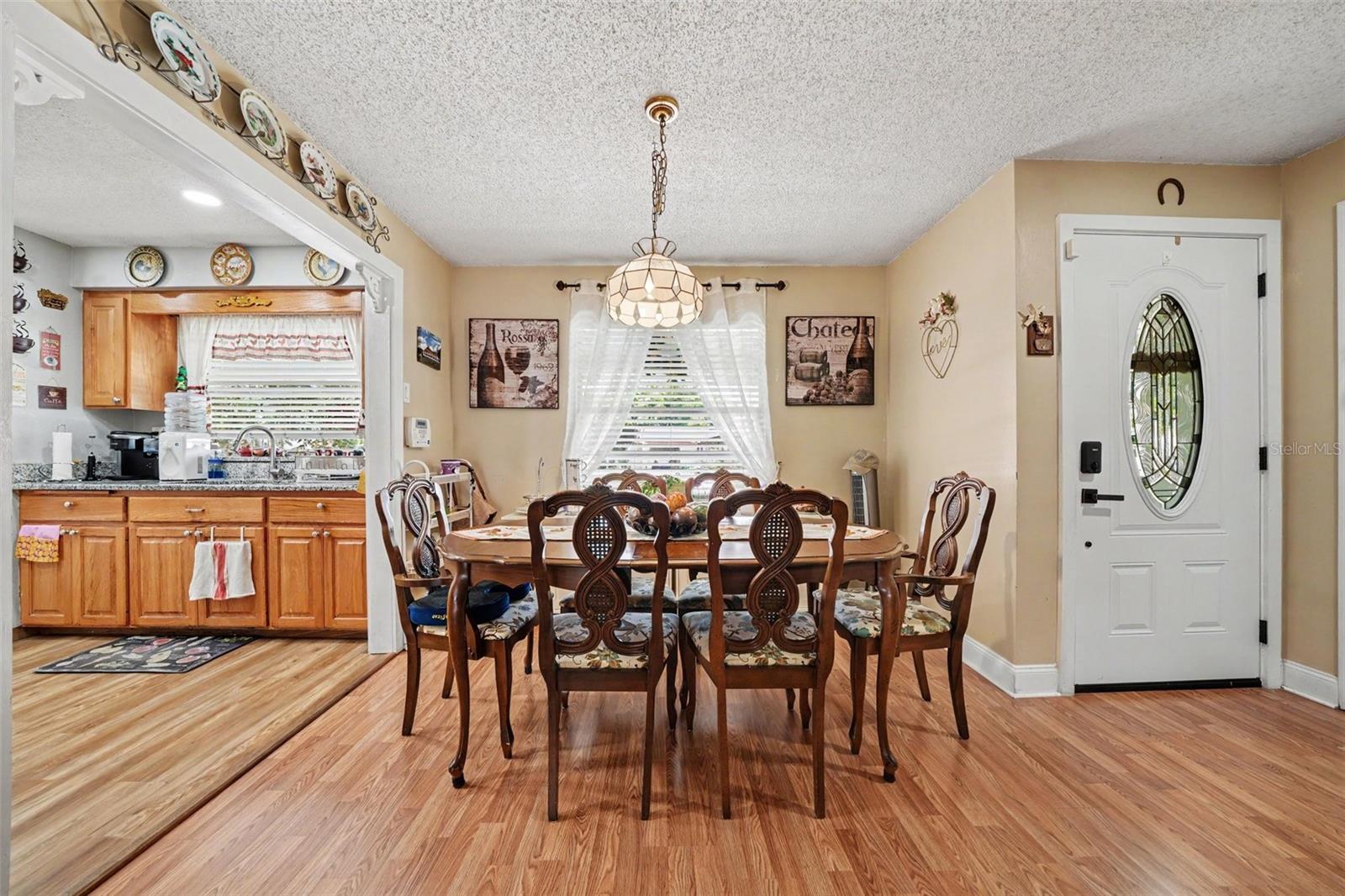 2399 KIMBERLY DR — photo 4