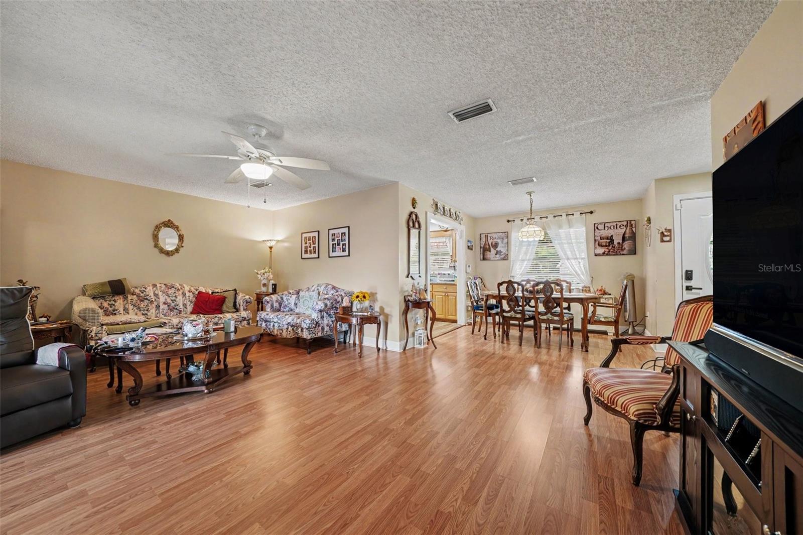 2399 KIMBERLY DR — photo 8