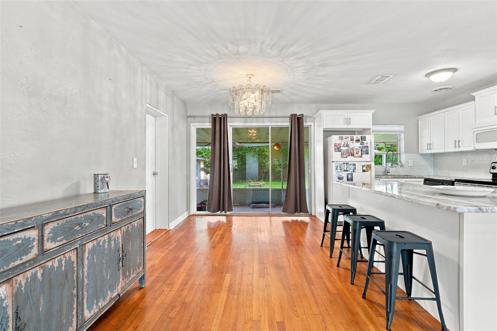 65 COMMUNITY DR — photo 8