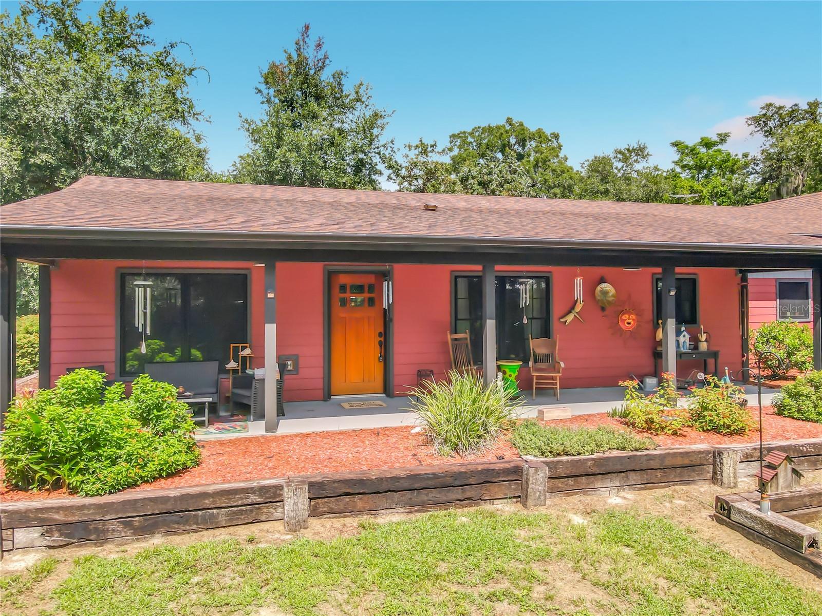 80 COMMUNITY DR — photo 2