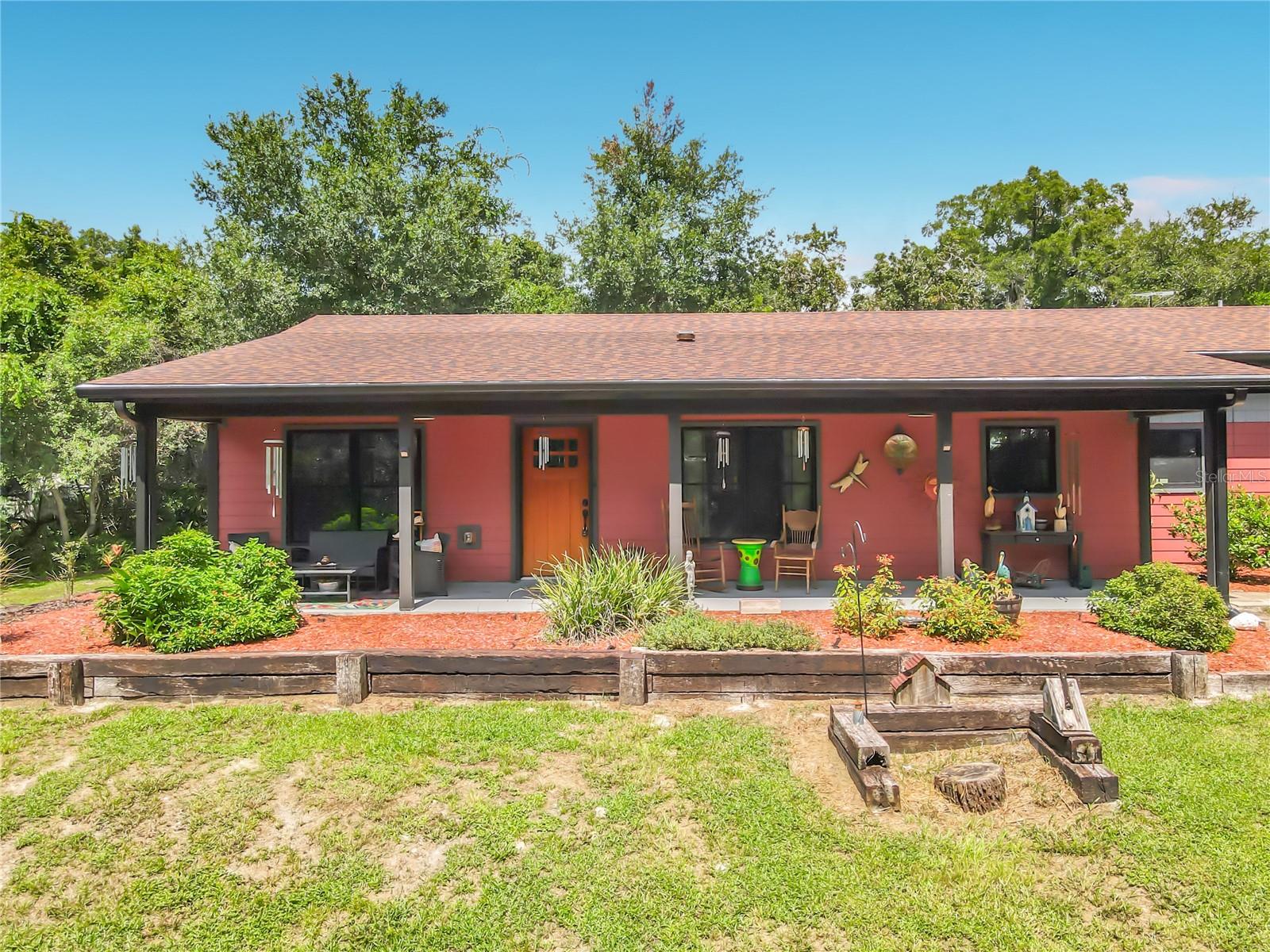 80 COMMUNITY DR — photo 3