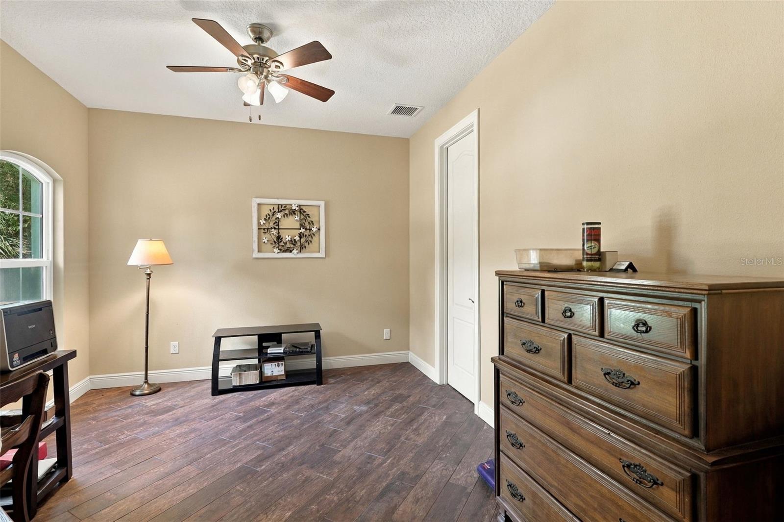 1806 GLENWOOD OAKS LN — photo 10