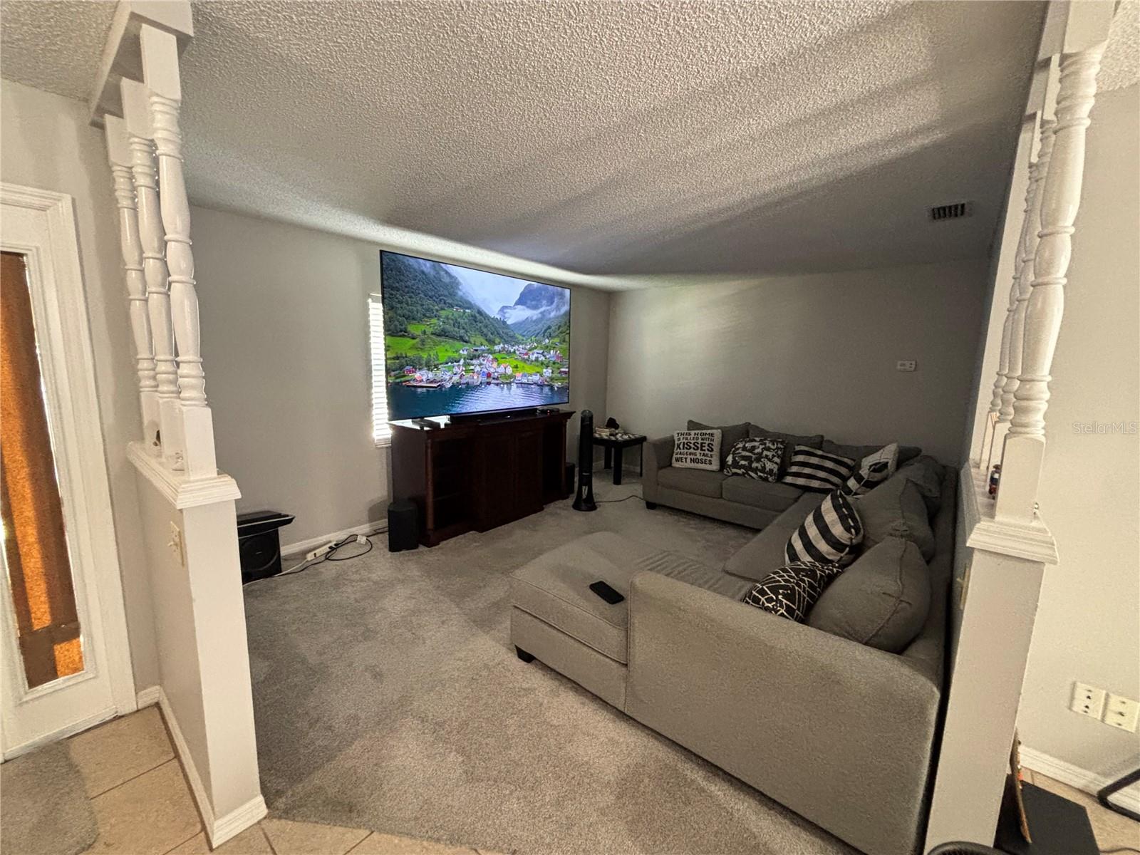2139 E OLD MILL DR — photo 3