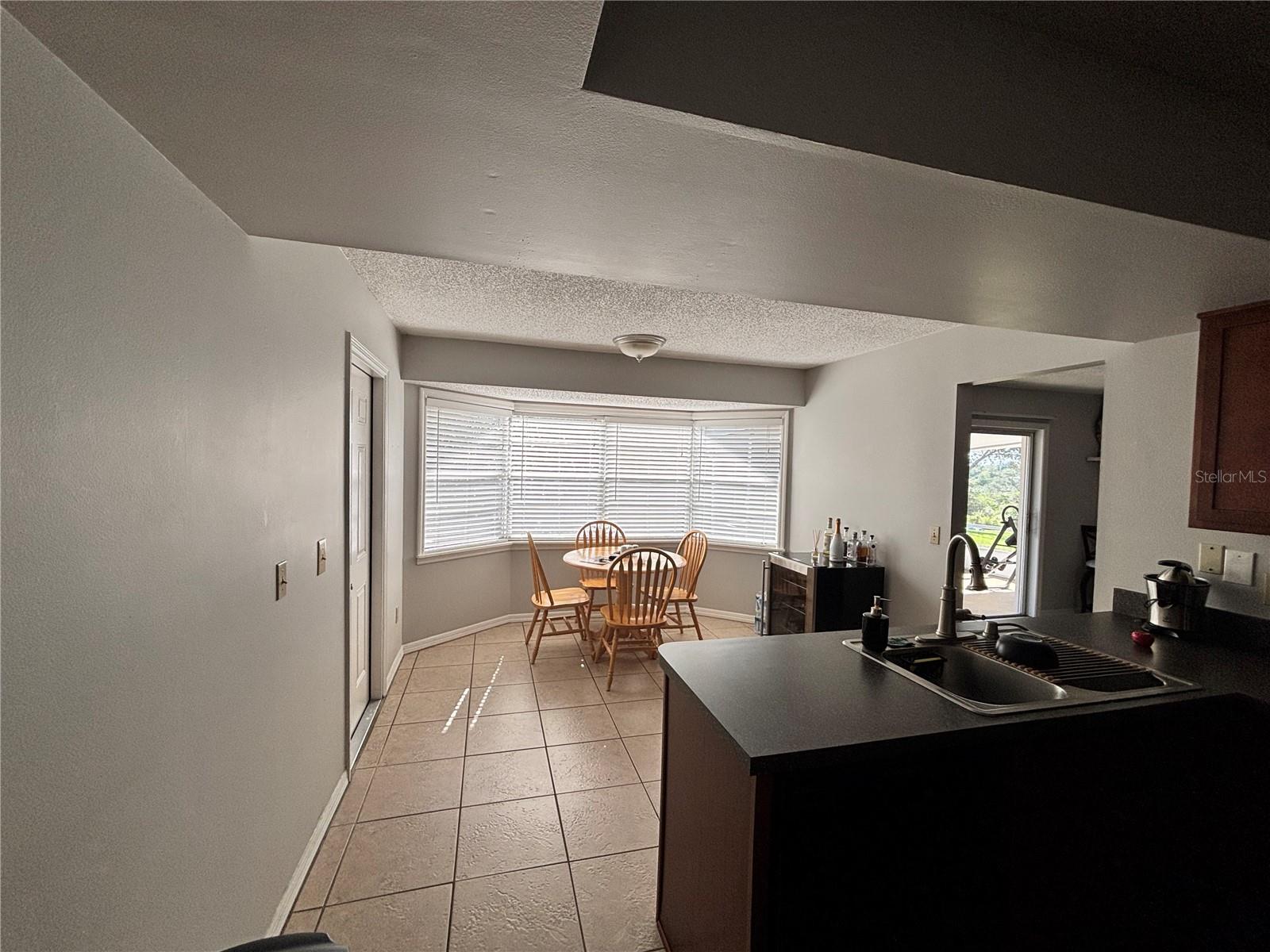 2139 E OLD MILL DR — photo 7