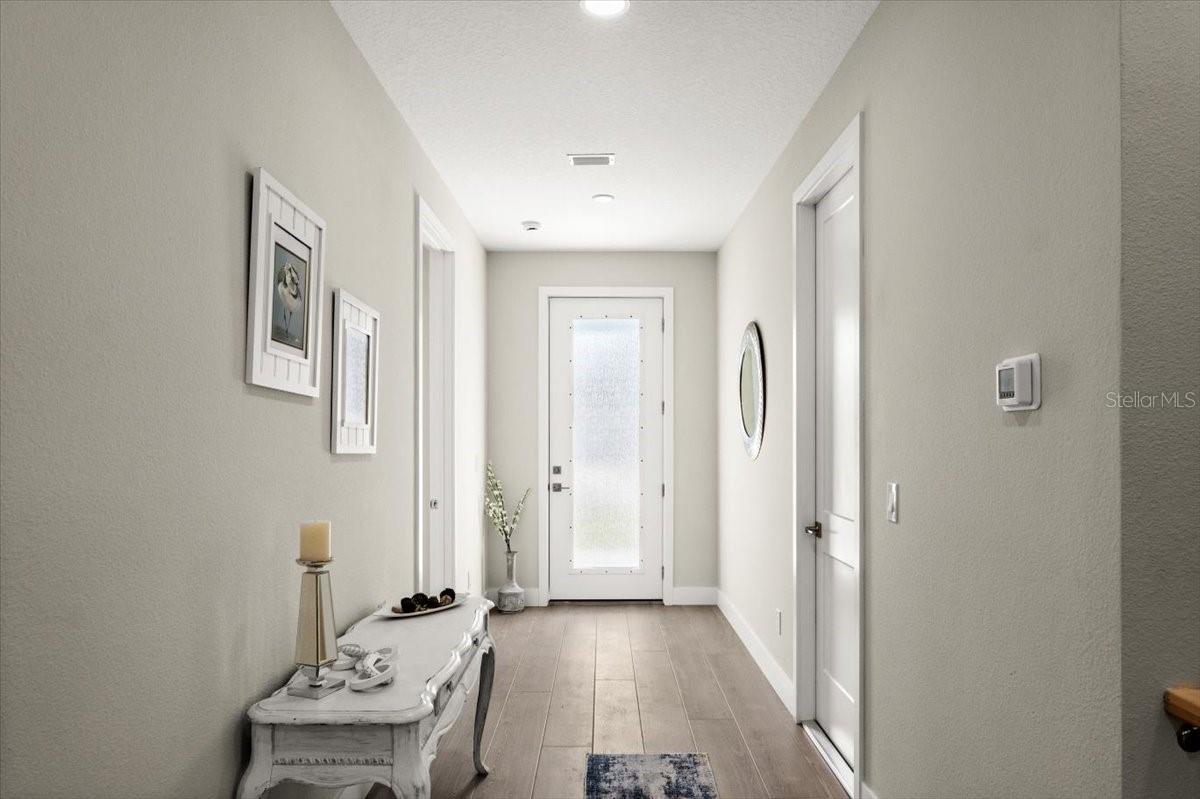 72 AURORA AVE — photo 6