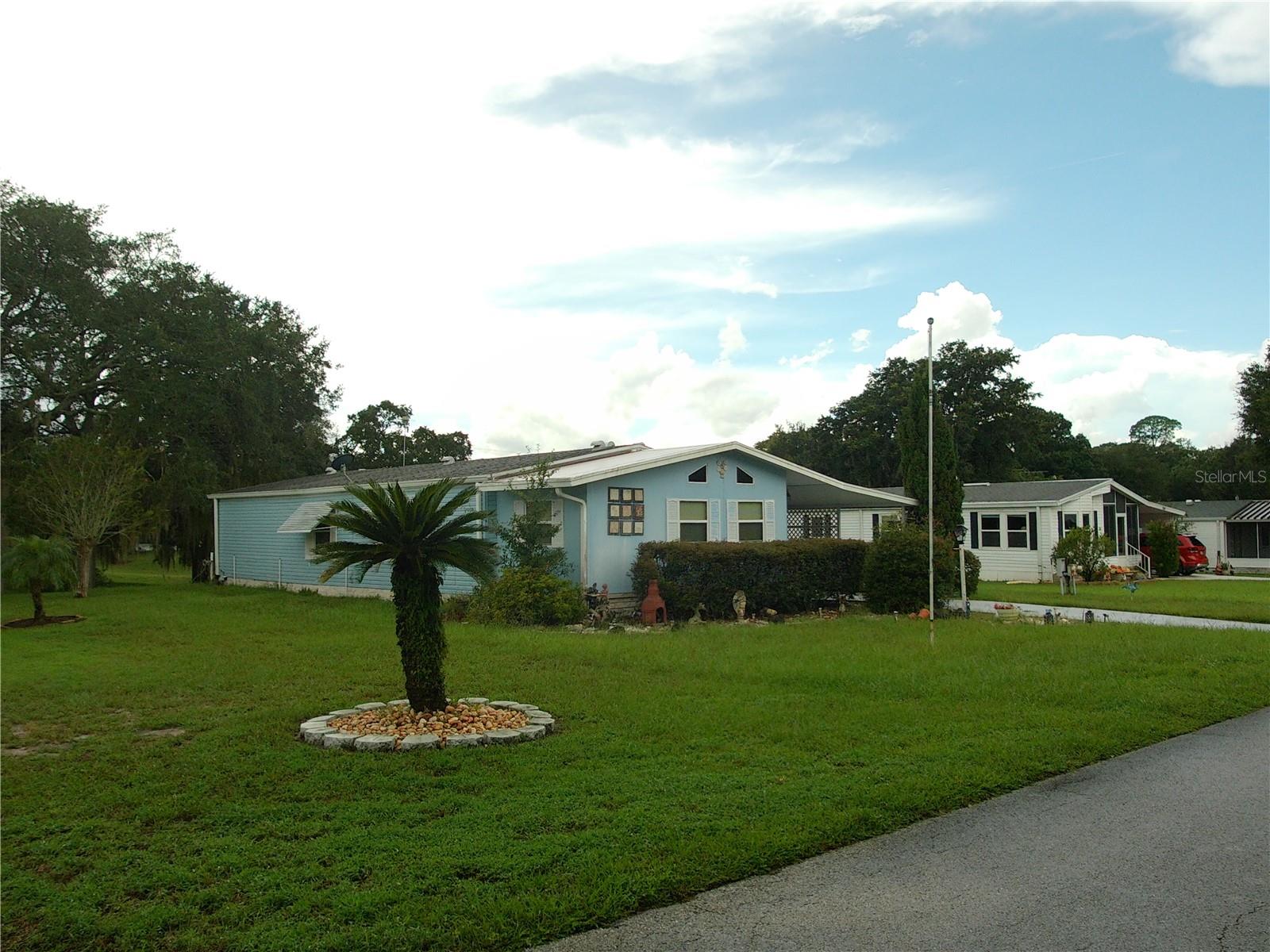 162 FLORENCE BLVD — photo 2