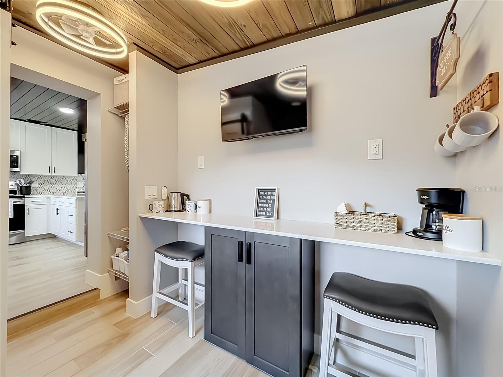 236 EMORY PL — photo 11