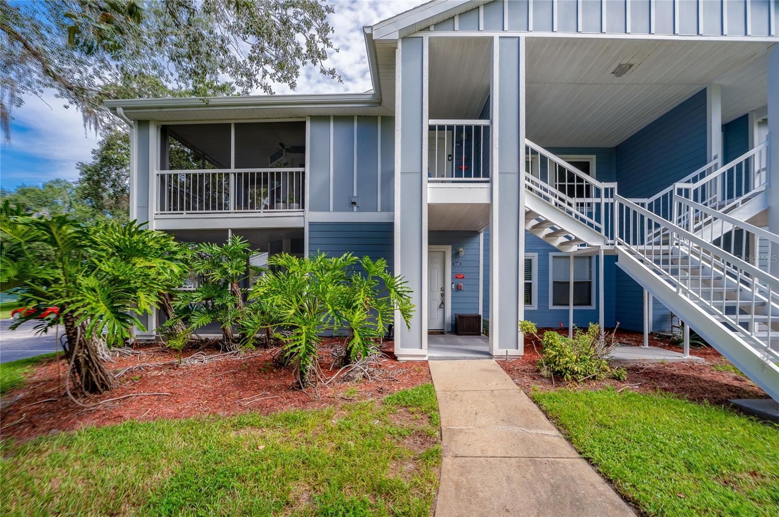 2592 GRASSY POINT DR #110