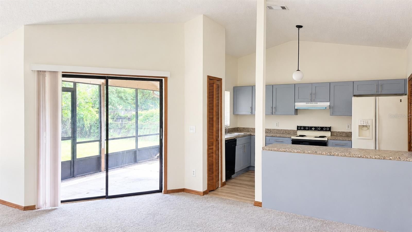2585 DERBY DR — photo 4