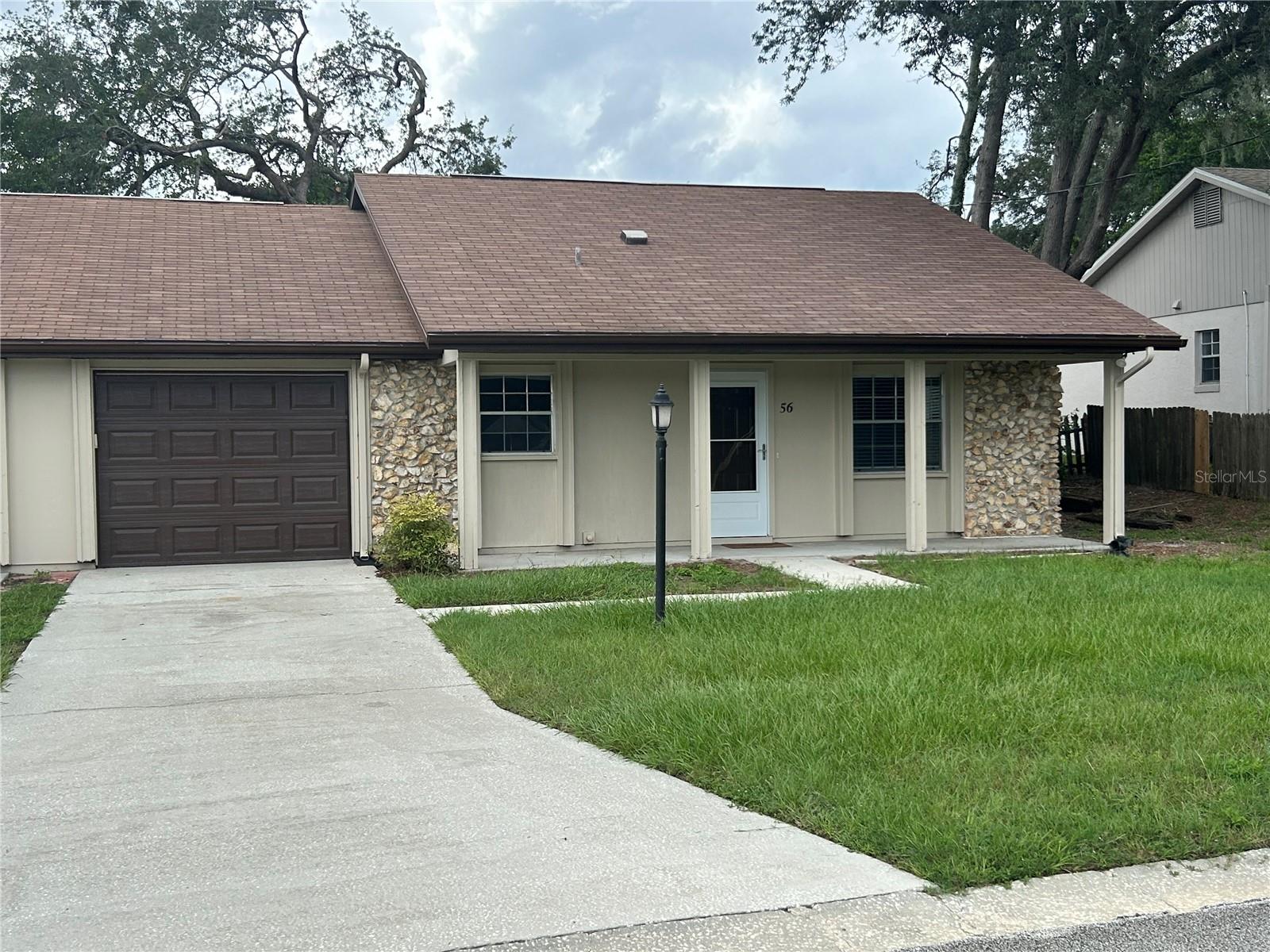 54 IVY LN — photo 3