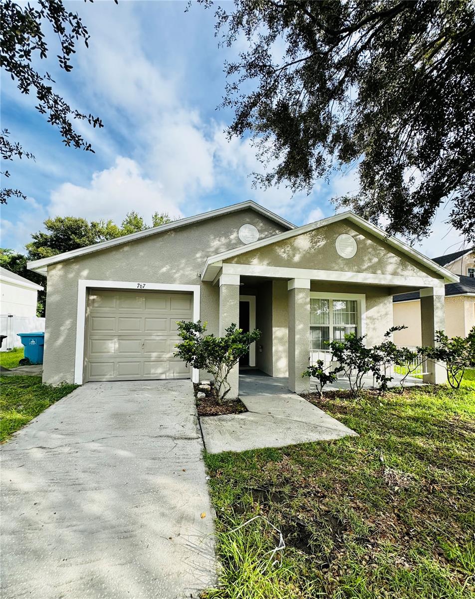 767 PALMERA ST — photo 2