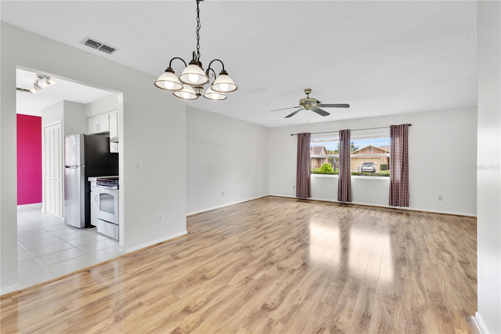 1922 VIENNA AVE — photo 5
