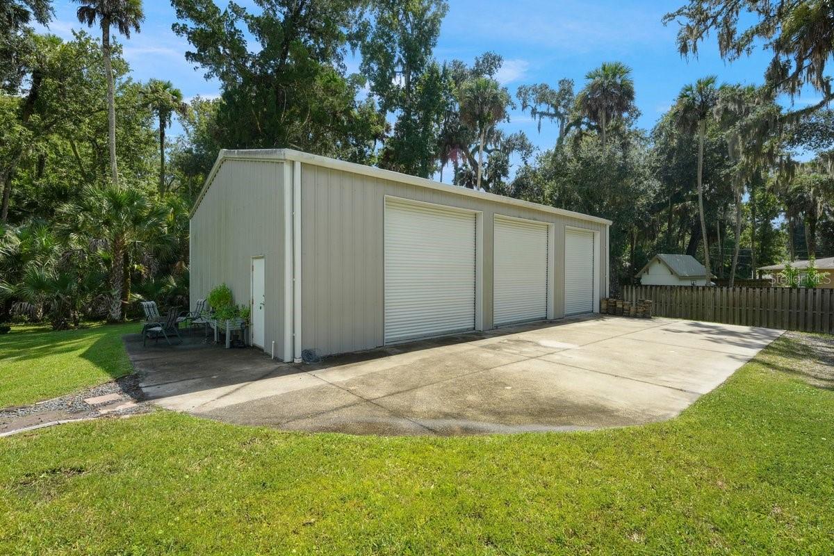 2176 JUANITA DR — photo 6