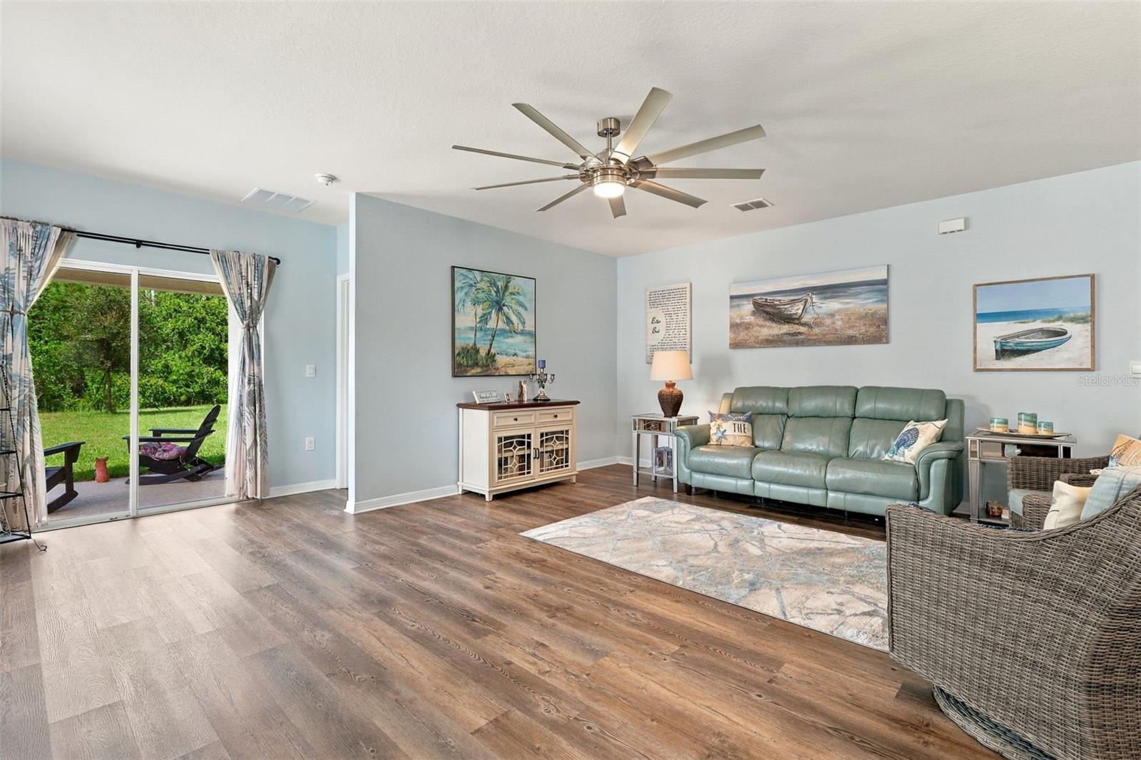 3241 CARPENTARIA DR — photo 9