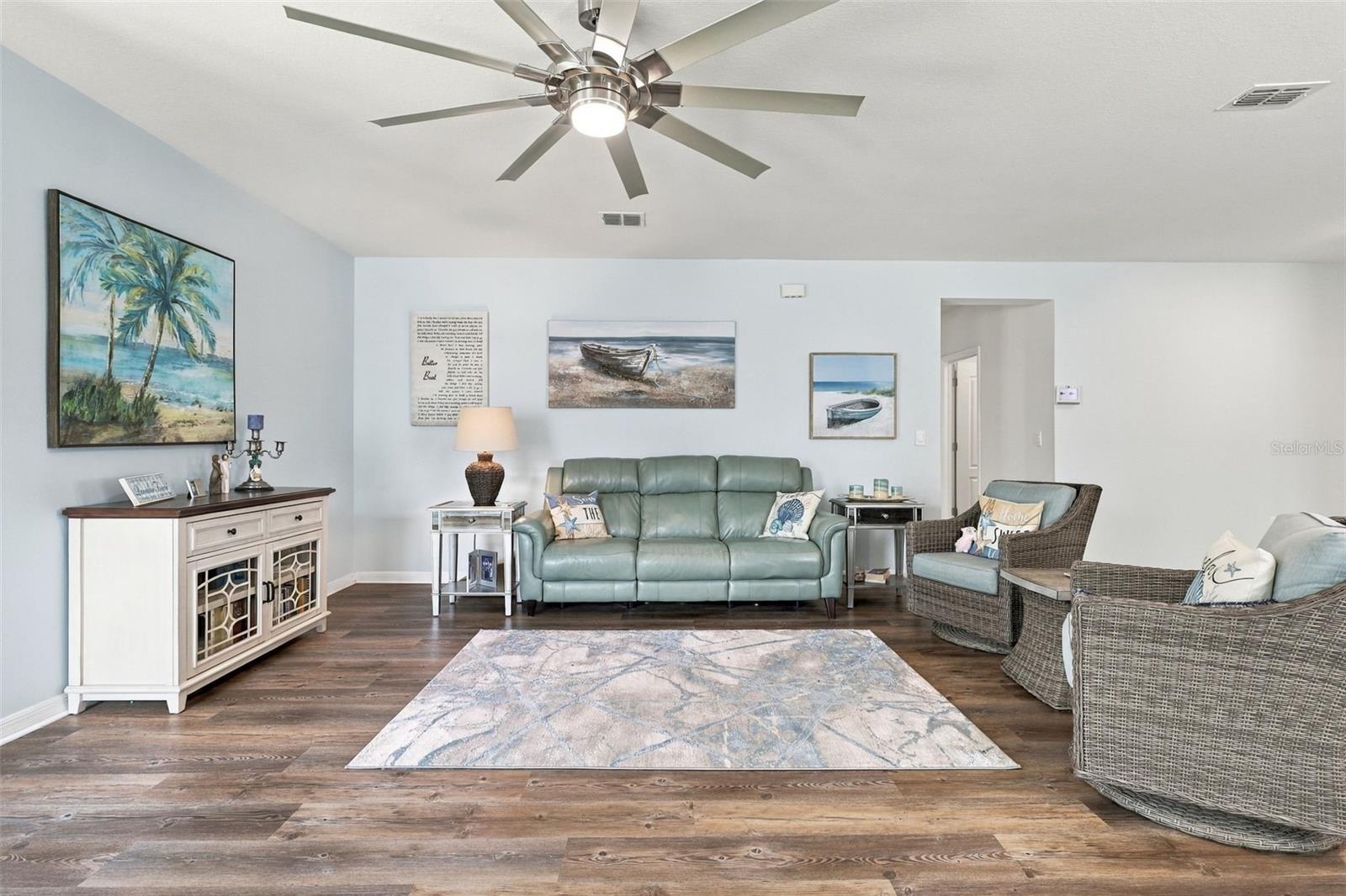 3241 CARPENTARIA DR — photo 10
