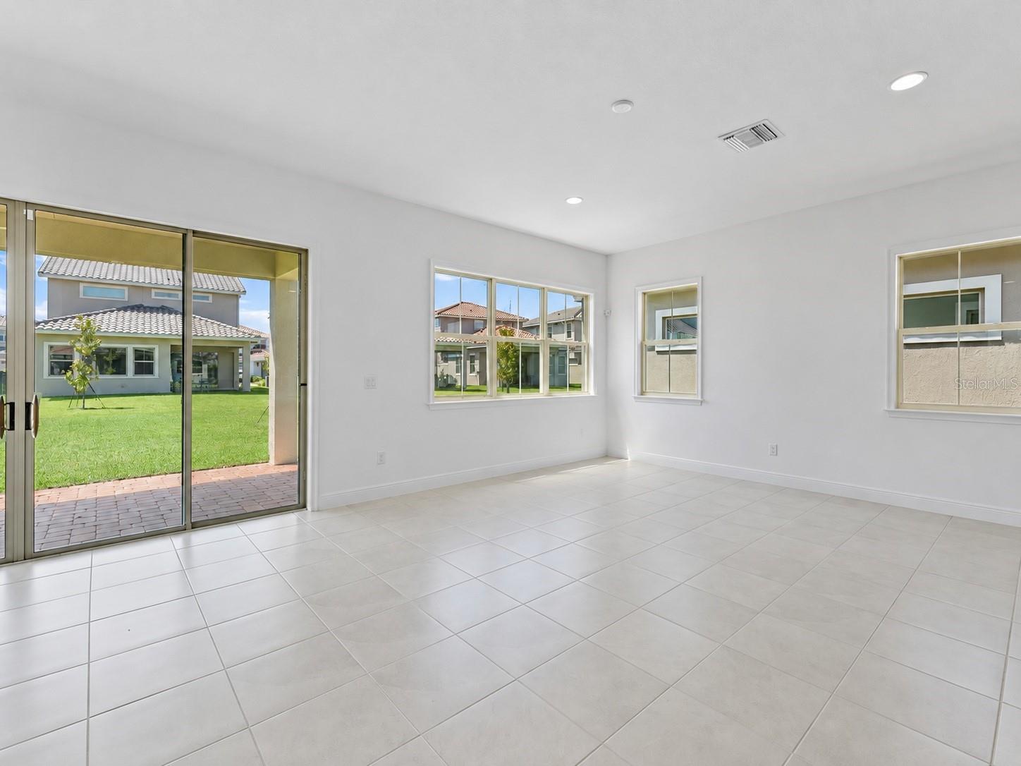 13306 BROMBOROUGH DR — photo 6