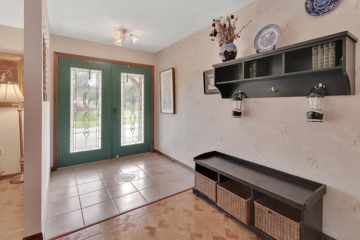 1027 VALLEY FORGE RD — photo 4