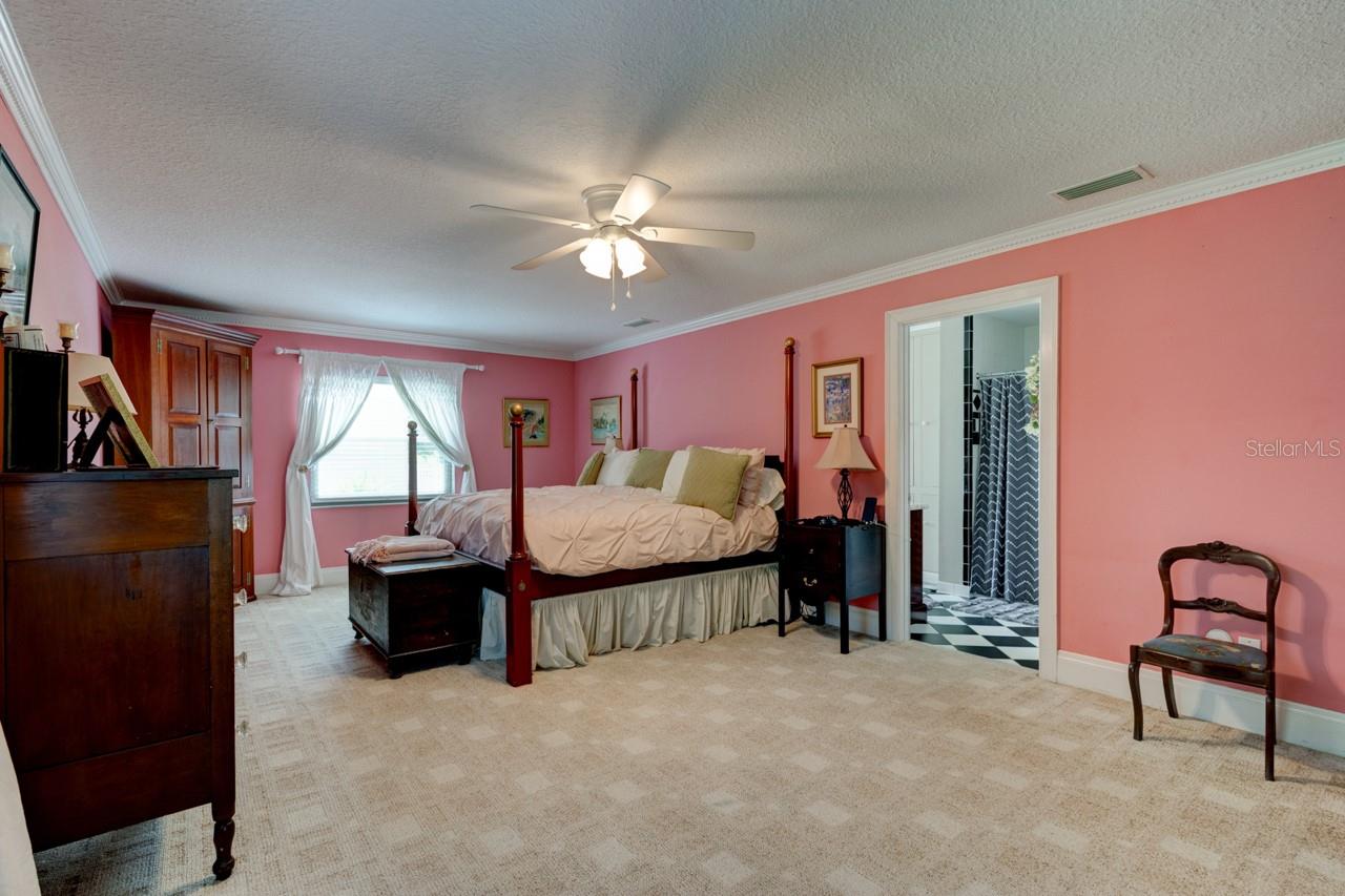 1525 HARMONY AVE — photo 11