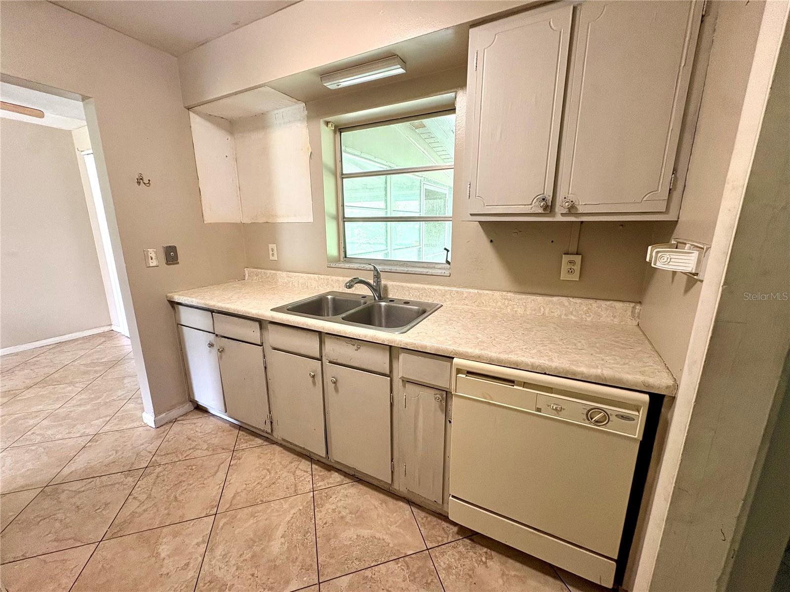 1430 STILLWATER AVE — photo 9