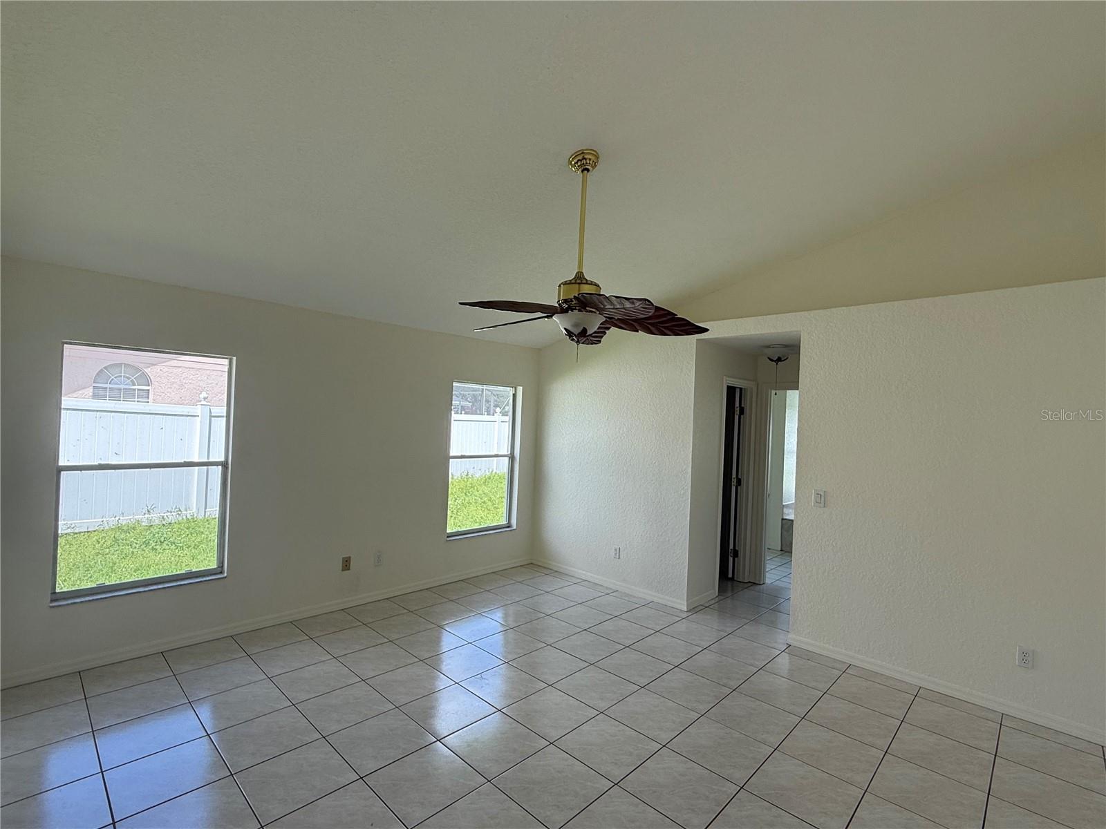 12613 SUMMER TREE CT — photo 9
