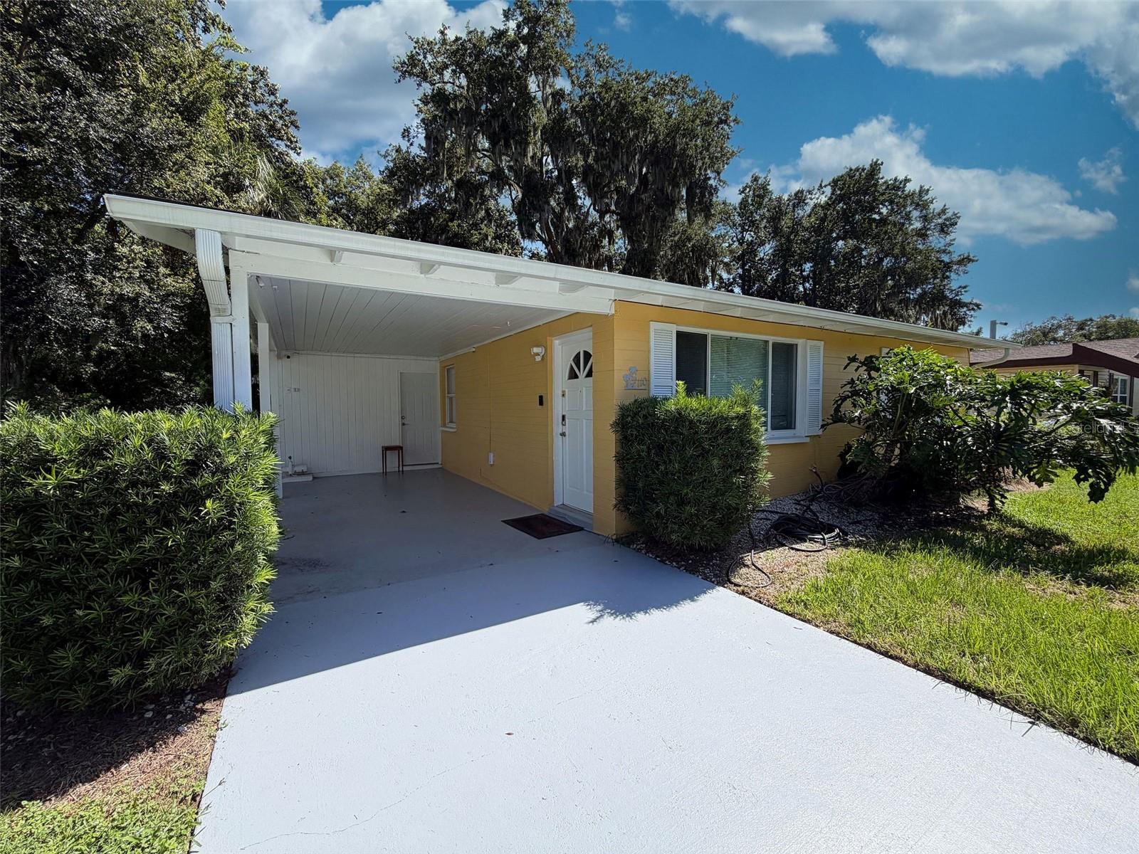 110 MASON PARK DR — photo 3