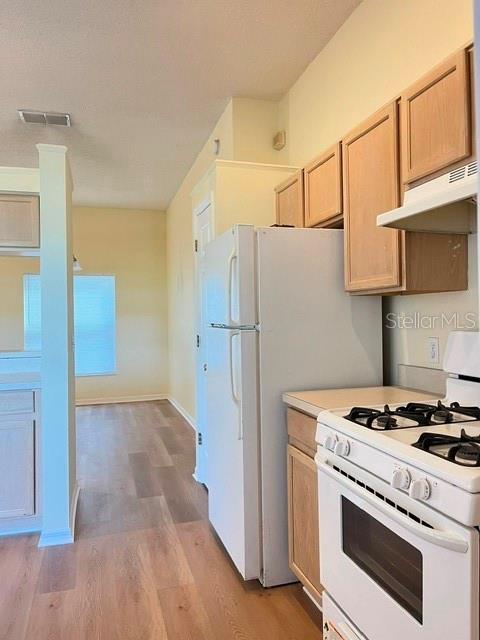 430 BERWICK CIR — photo 5