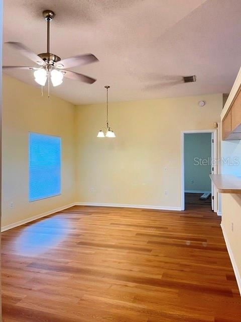 430 BERWICK CIR — photo 8