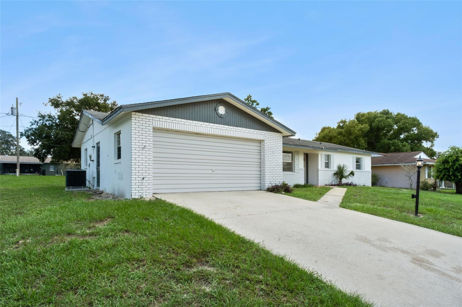 1679 E APACHE CIR — photo 4