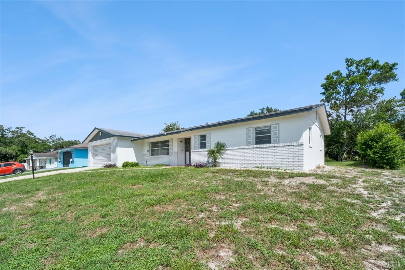 1679 E APACHE CIR — photo 5