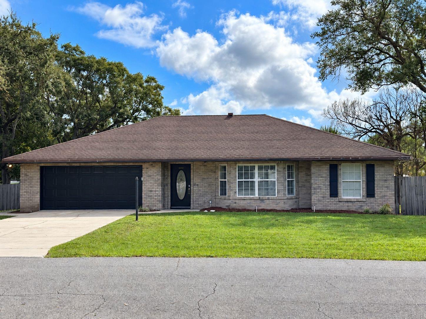1475 AGATHA DR — photo 2