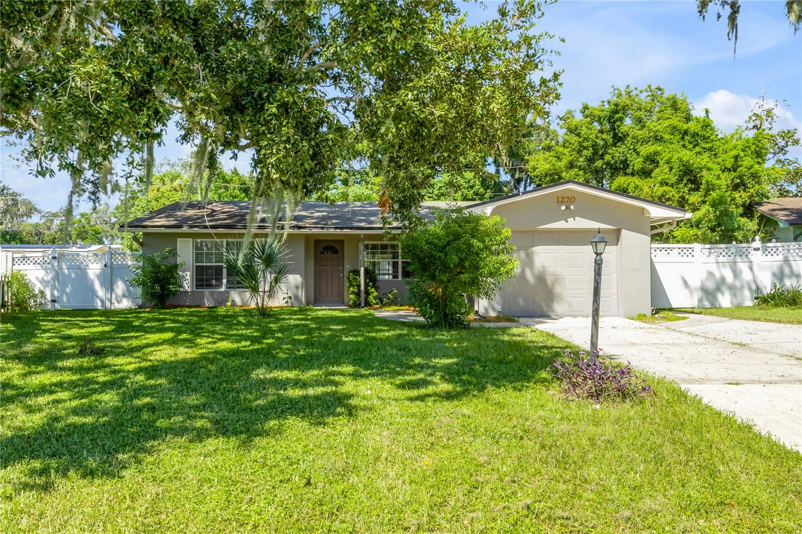 1270 E FOWLER DR — photo 2